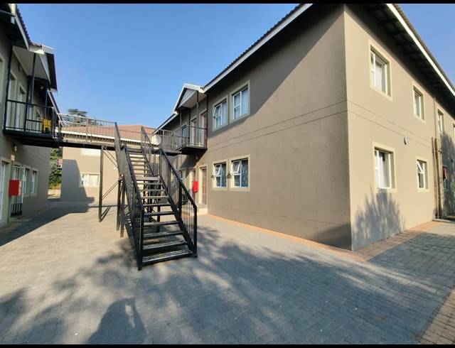2 BEDROOM APARTMENT TO LET IN PEACEHAVEN INDUSTRIAL